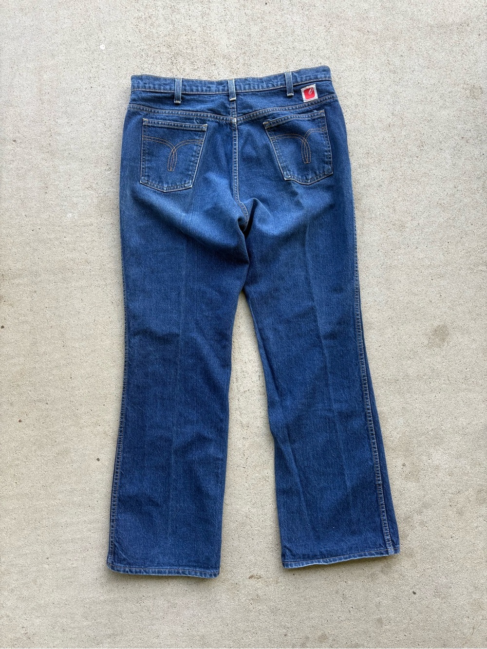 Vintage 80s 90s GWG Jeans Mens 36x31 Made in Canada Flared Bootcut Denim Red Tag